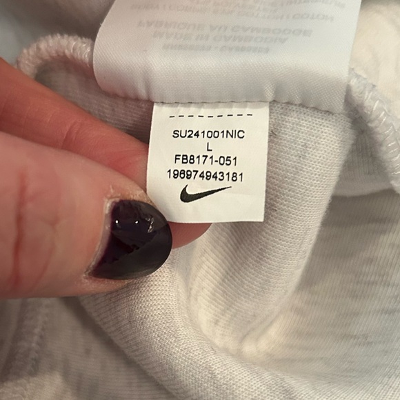 Nike Men’s Tech Fleece Shorts - Picture 6 of 6